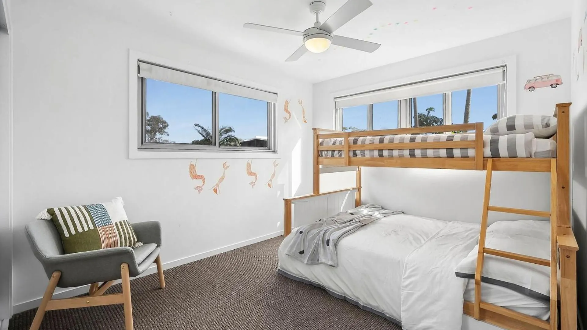 2 - 8 Pandanus, Beautiful Townhouse Walking Distance To Beach 무드짐바 0*,  오스트레일리아